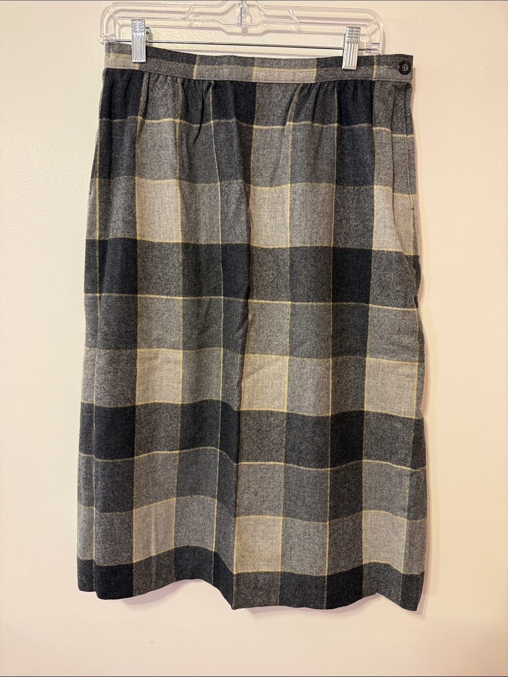 Vintage Pendleton 100% Virgin Wool Plaid Midi Skirt USA Made Size 12
